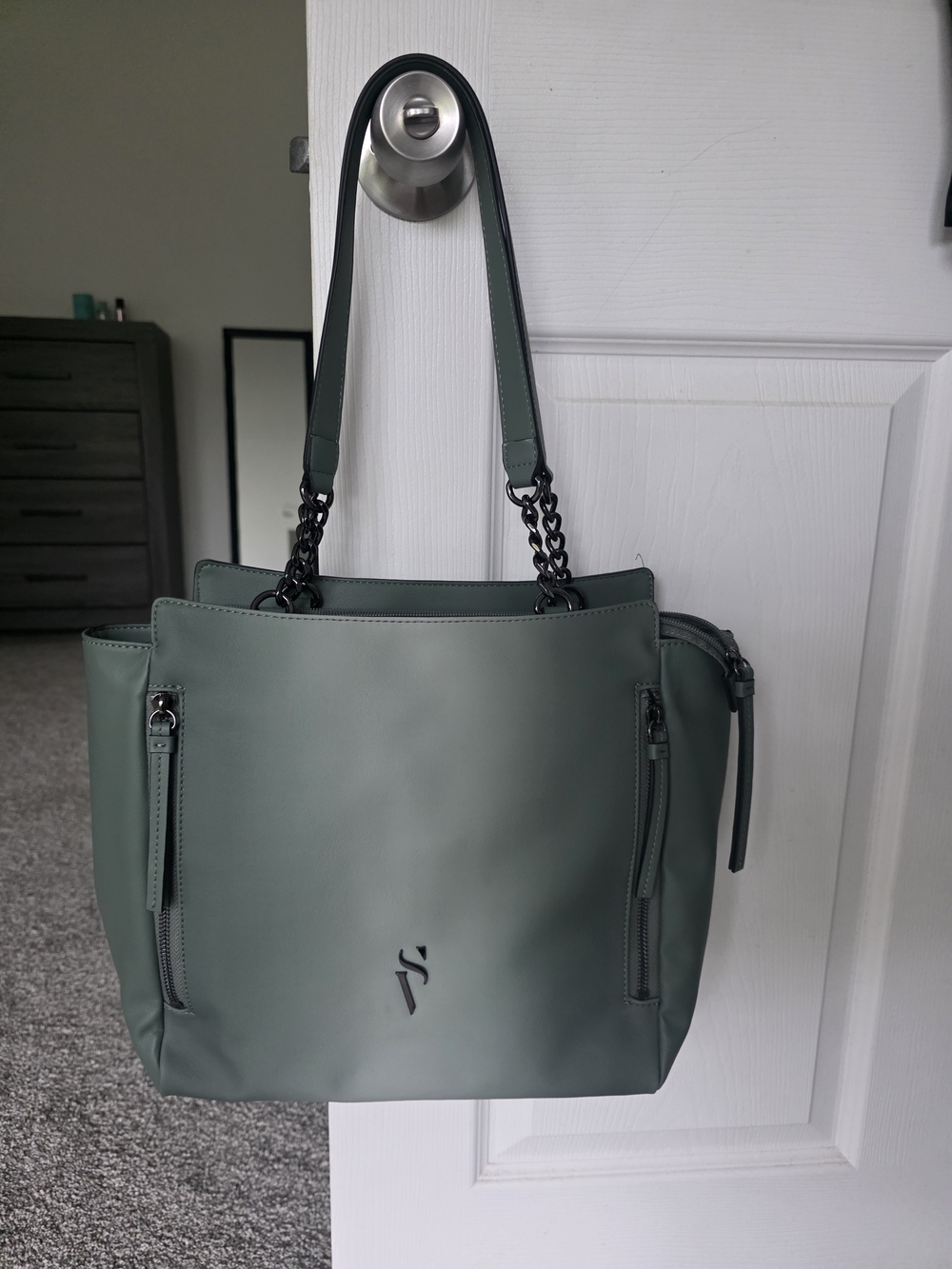 Green Ombre Shoulder Tote with Chain Linked Handles NWOT